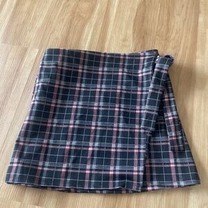 Plaid tie front mini skirt